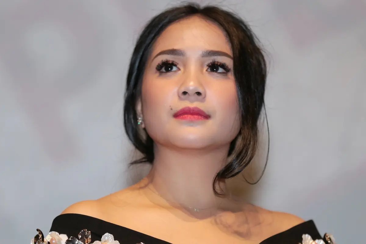 [Bintang] Harga Baju Nagita Savina di Premiere The Secret Suster Ngesot Jadi Sorotan