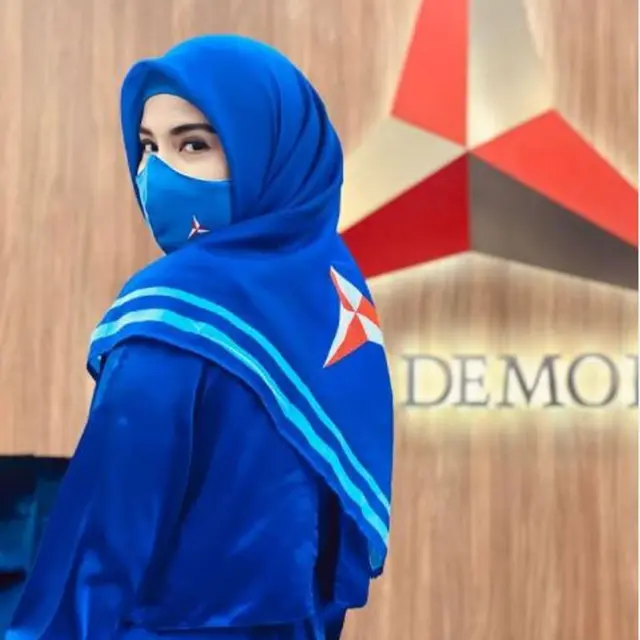 Dampingi AHY Saat Isra Miraj, Penanpilan Beda Annisa Pohan Bikin Salah Fokus