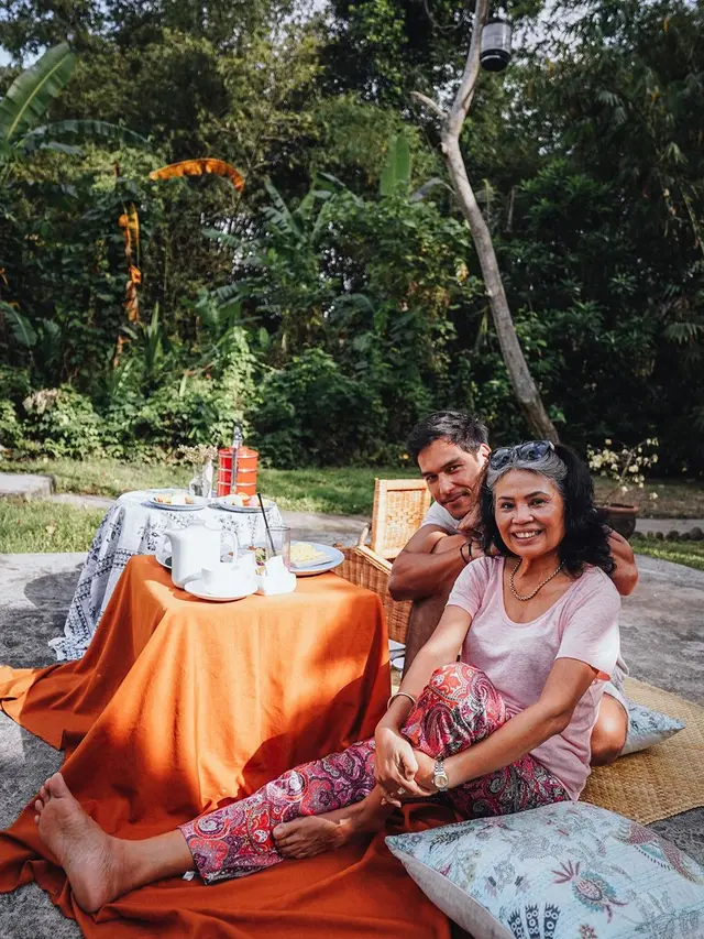 7 Potret Seru Liburan Richard Kyle di Bali, Curi Perhatian