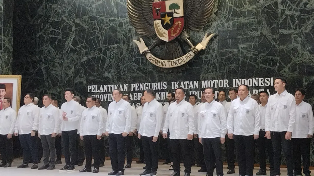 Pelantikan Pengurus Ikatan Motor Indonesia (IMI) DKI Jakarta periode 2021-2025 dilangsungkan di Balai Agung, Balai Kota, Jakarta Pusat, Senin (16/1/2023).