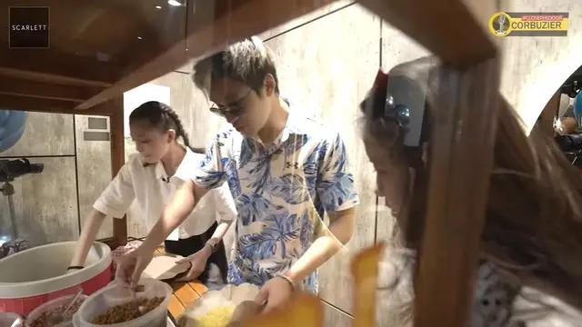 [Fimela] Azka Corbuzier