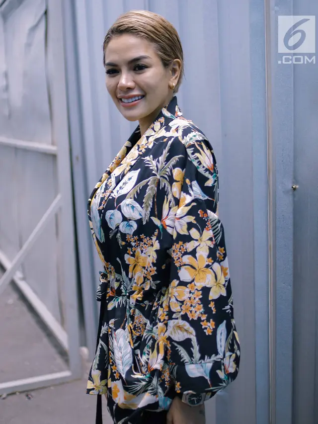 Curhatan Nikita Mirzani Soal Kekasihnya, Dipo Latief