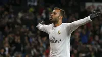 Pemain Jese Rodriguez melengkapi kemenangan Real Madrid dengan satu gol saat menglahkan Sevilla 4-0 pada lanjutan La Liga Spanyol pekan ke-30 di Stadion Santiago Bernabeu, Senin (21/3/2016) dini hari WIB.  (REUTERS/Sergio Perez)