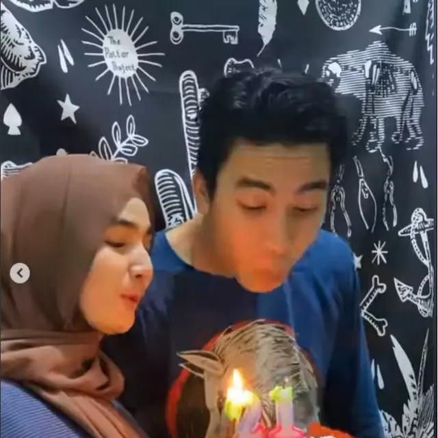 6 Momen Ulang Tahun Istri Evan Marvino, Pertama Kali Rayakan Bareng Suami