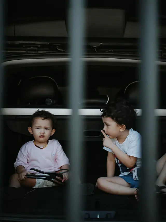 Segera Dikaruniai Adik, Ini 6 Potret Gemas Anak Fandy Christian dan Dahlia Poland