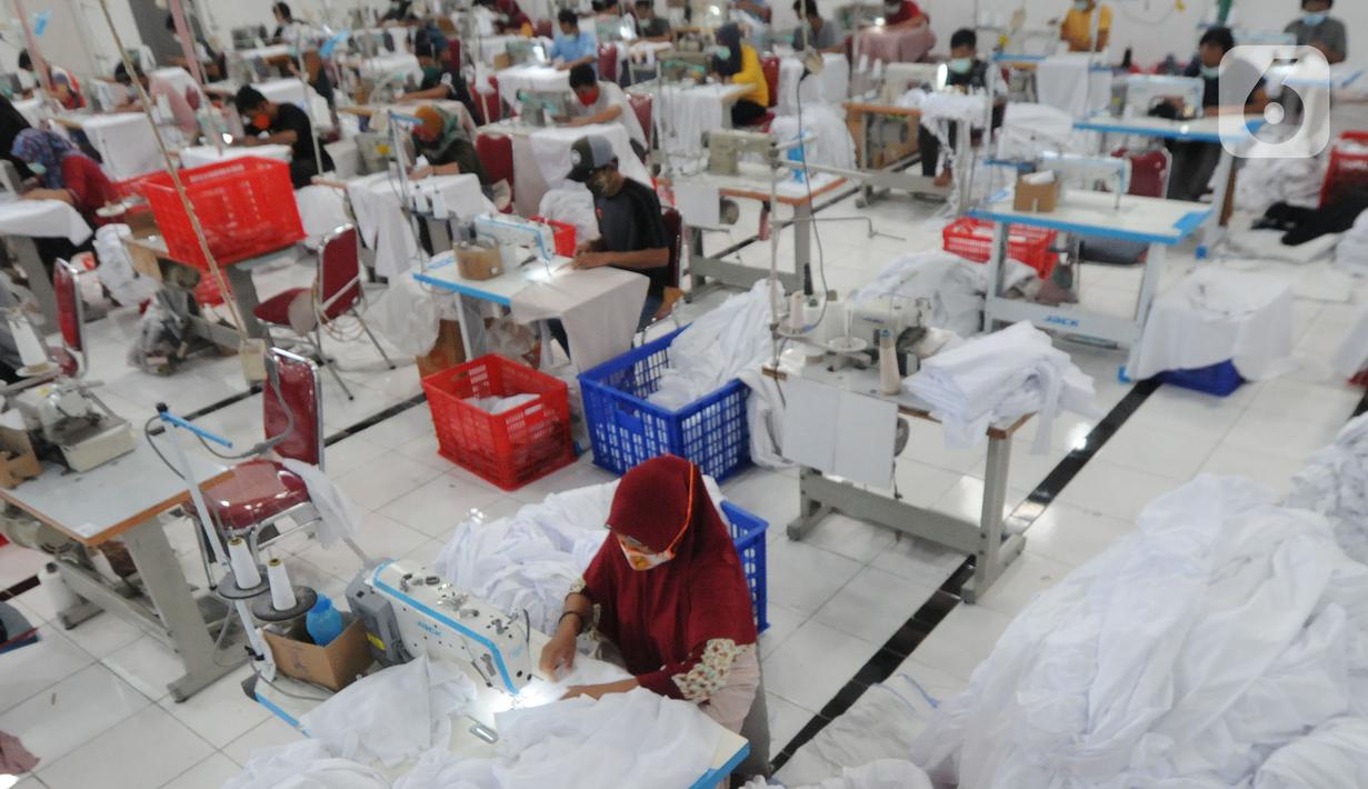 FOTO: Melihat Kesibukan Pabrik Mukena di Depok - Bisnis ...