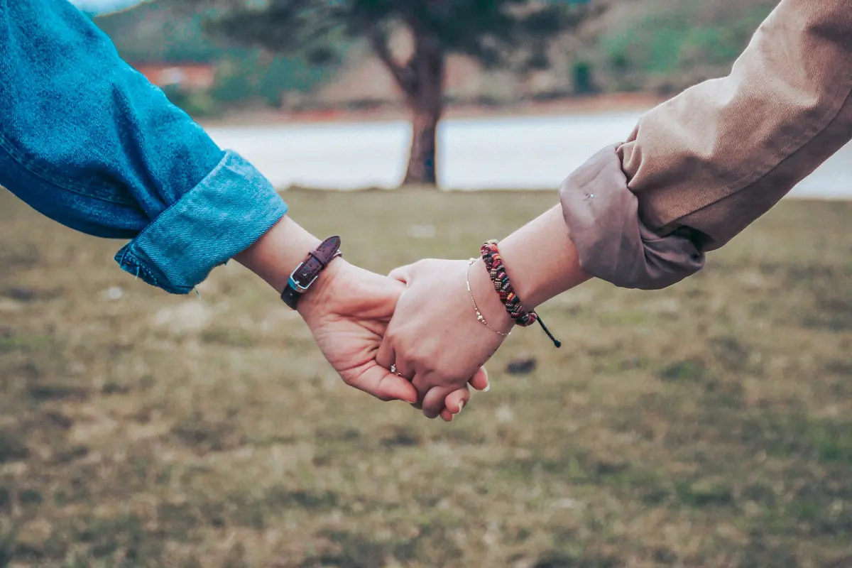 cinta pertama