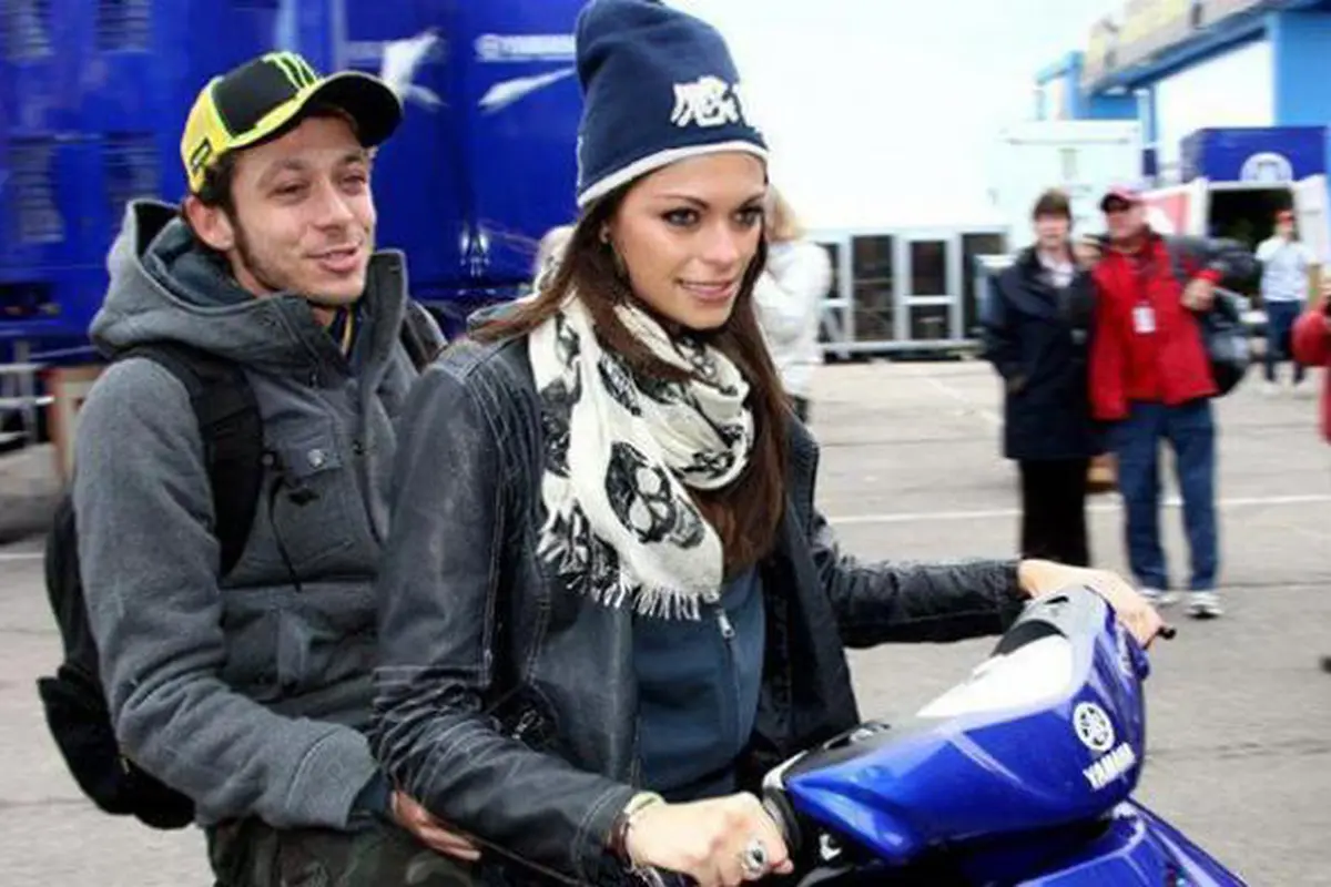 Valentino Rossi dan Linda Morselli