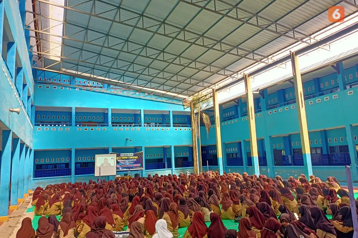 Literasi digital di Kabupaten Maros