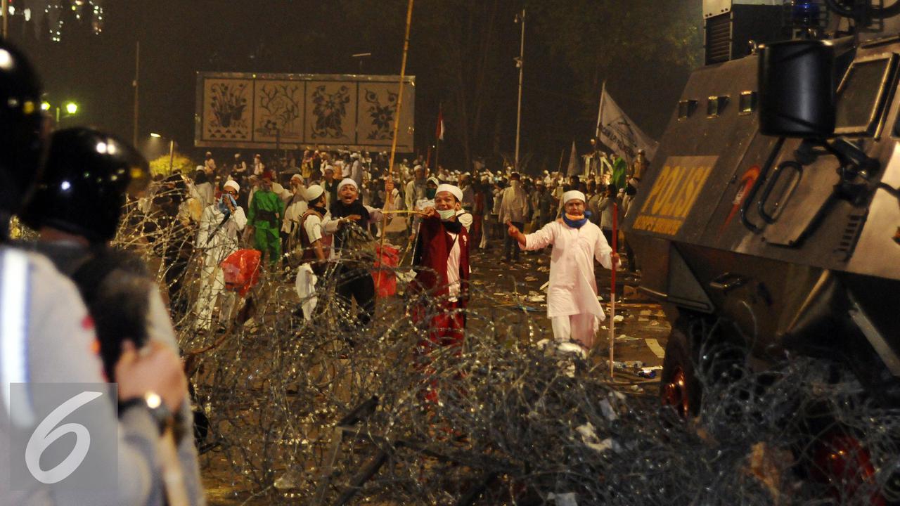 20161104-Kala Medan Merdeka Barat Memanas-Jakarta- Helmi Fithriansyah