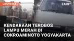 Kendaraan terobos lampu merah di HOS Cokroaminoto, seharusnya berhenti. Peristiwa ini terjadi pada Selasa (22/10/2024)
