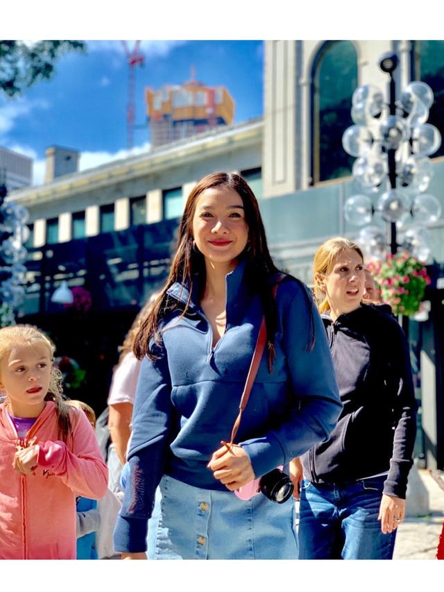 Batal Menikah, Ini 6 Pesona Razer Patricia Mantan Tunangan Rezky Aditya