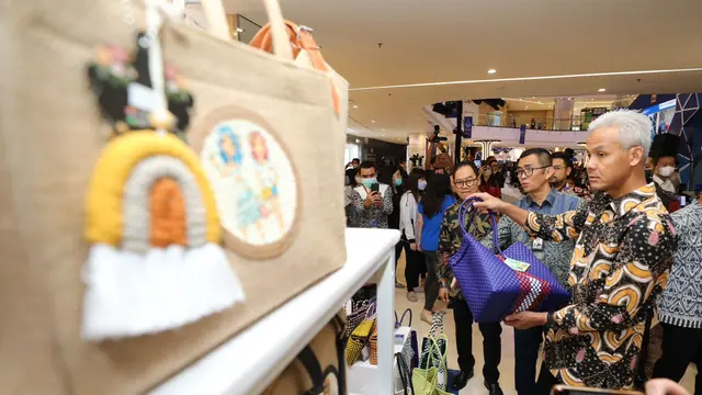Gubernur Jawa Tengah (Jateng) Ganjar Pranowo menggandeng Bank Indonesia (BI) untuk memajukan Produk Dalam Negeri melalui event UMKM Gayeng 2023 bertajuk ‘go GReen, sustAiNable, Digital, dan Export (go GRANDE)’.