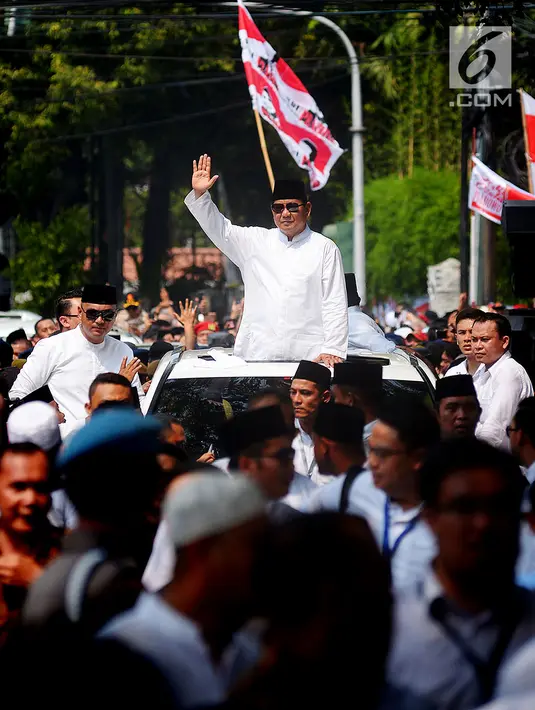 Prabowo Subianto bersama Sandiaga Uno maju dengan diusung koalisi partai Gerindra, PAN dan PKS serta dukungan Demokrat untuk pemilu 2019. (Merdeka.com/Imam Buhori)
