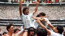 Selebrasi pemain Timnas Argentina usai membekuk Jerman Barat 3-2 di Final Piala Dunia di Stadion Azteca, Meksiko, 29 Juni 1986. (AFP PHOTO)