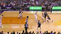 Portland Trail Blazers meraih kemenangan di markas Phoenix Suns 113-104.