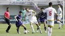 Kapten PSM Makassar, Wiljan Pluim, saat melawan Persita Tangerang pada laga Shopee Liga 1 di Stadion Sport Center Tangerang, Jumat, (6/3/2020). Kedua tim bermain imbang 1-1. (Bola.com/M Iqbal Ichsan)