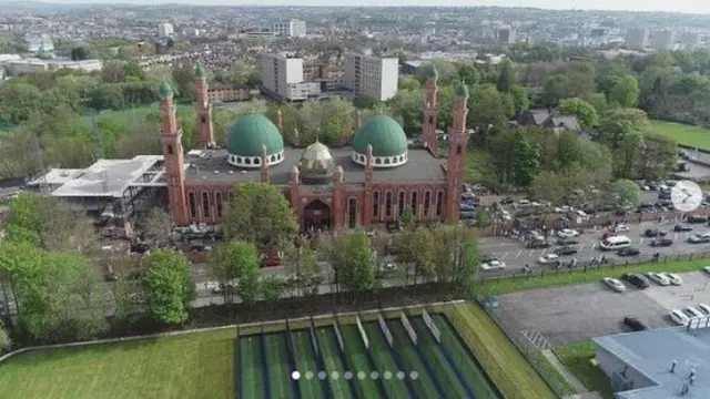 Kota Ramah Muslim di Inggris, Bradford yang Punya 44 Masjid