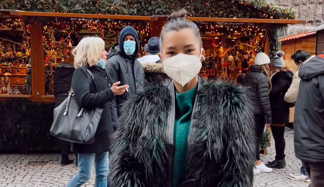 Jennifer Bachdim Natalan pulang kampung (Instagram/jenniferbachdim)