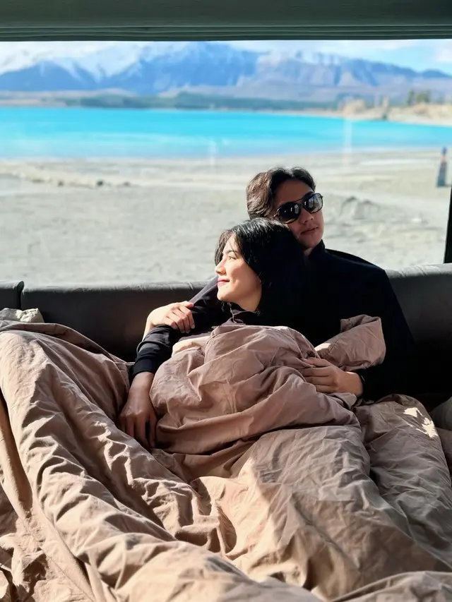 7 Potret Liburan Felicya Angelista dan Caesar Hito di Selandia Baru Naik Campervan