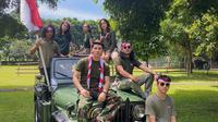 Haico Van der Veken dan kawan-kawan merayakan HUT ke-76 kemerdekaan Indonesia. (Foto: Instagram @haico.vdv)