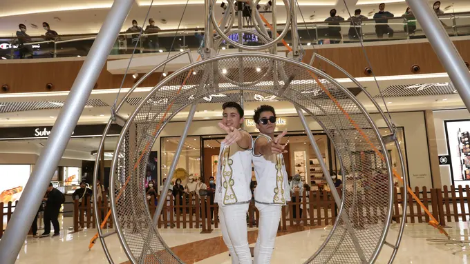 The Cardenas Brothers. (ist)