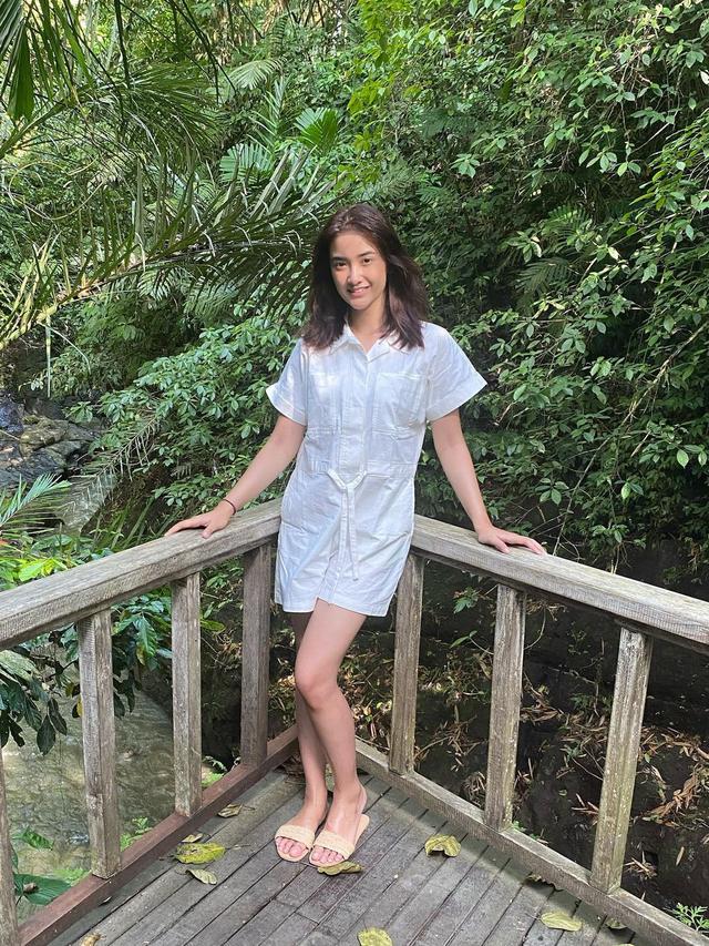 7 Pesona Nadya Arina, Pemeran Catherine di Sinetron Ikatan Cinta