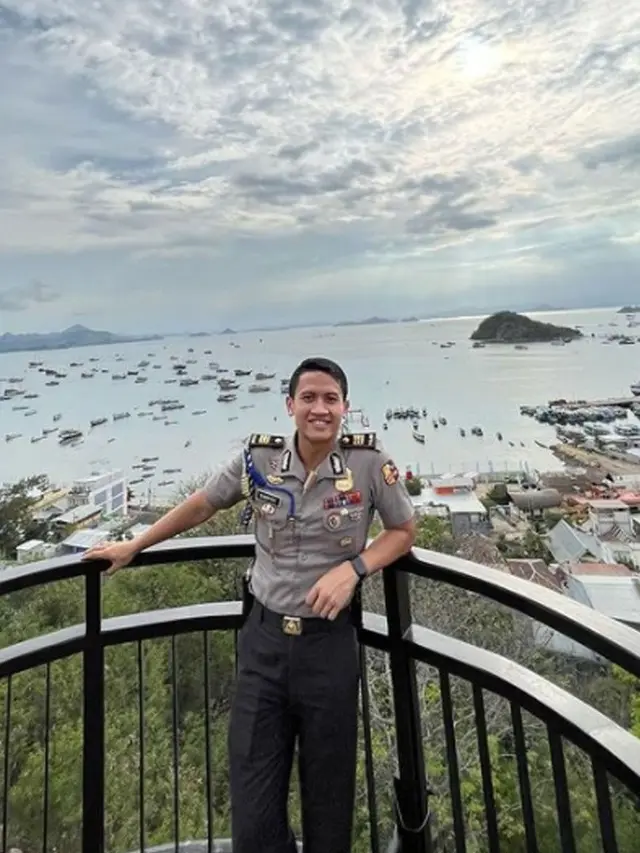 5 Potret AKP Syarif Muhammad Fitriansyah Asisten Ajudan Jokowi, Sosoknya Curi Perhatian