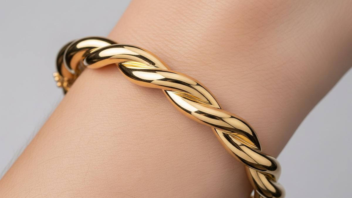 Gelang 18 Gram, Alternatif Bold di Antara 15 &amp; 20 Gram untuk Tampilan Mewah