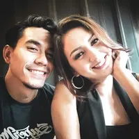 Darius Sinathrya dan Donna Agnesia (Instagram/darius_sinathrya)