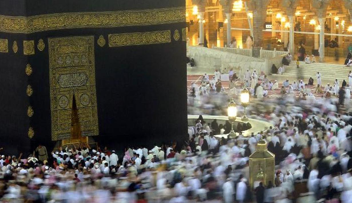 Saat di Tanah Suci, tidak boleh ada rasa sombong sedikit pun. Karena jika itu terjadi maka Allah akan membuat sakit atau membuat orang itu tersasar. (harnas.co)