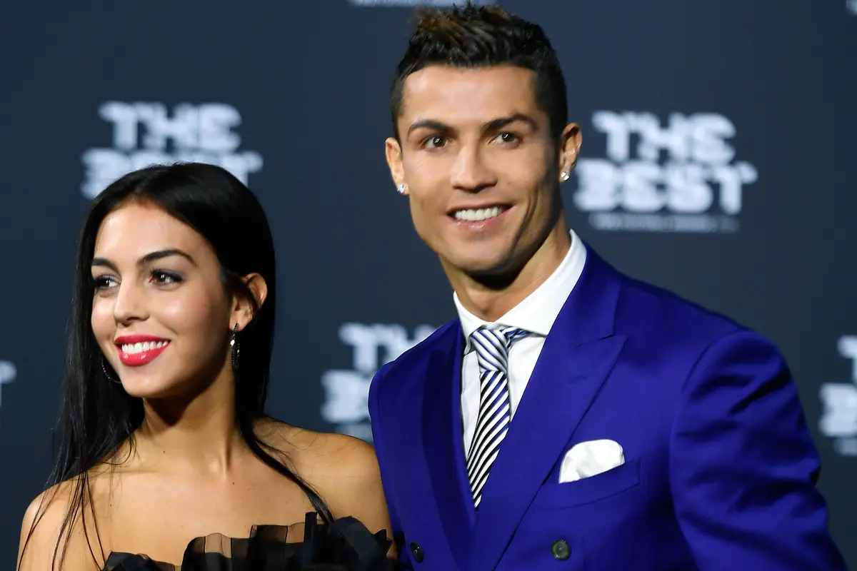 20180109-Ronaldo Jadi Pemain Terbaik FIFA 2016-Swiss