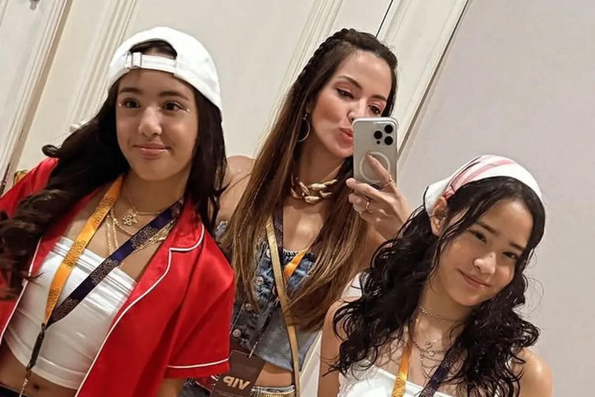 Outfit Selebritis Nonton Konser Bruno Mars Hari Pertama