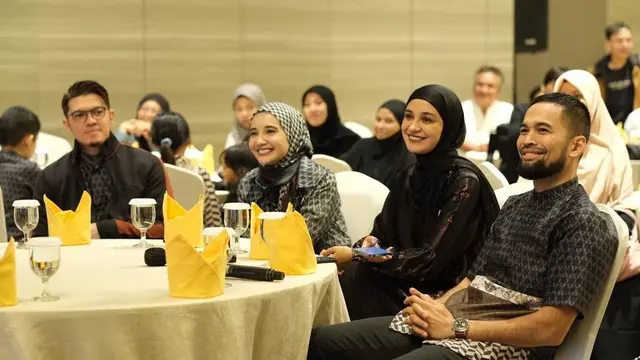 7 Momen Zaskia dan Shireen Sungkar Buka Bersama dengan Karyawan, Kompak Banget