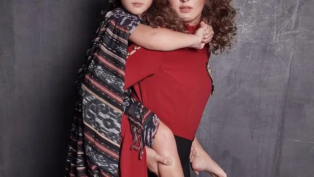 [Bintang] Nia Ramadhani