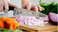5 Kiat agar Tak Menangis Saat Mengiris Bawang Merah 
