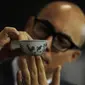 Cangkir dari peninggalan Dinasti Ming Cina berhasil terjual miliaran rupiah dalam sebuah acara lelang di Hong Kong. (Foto: Nydailynews.com)