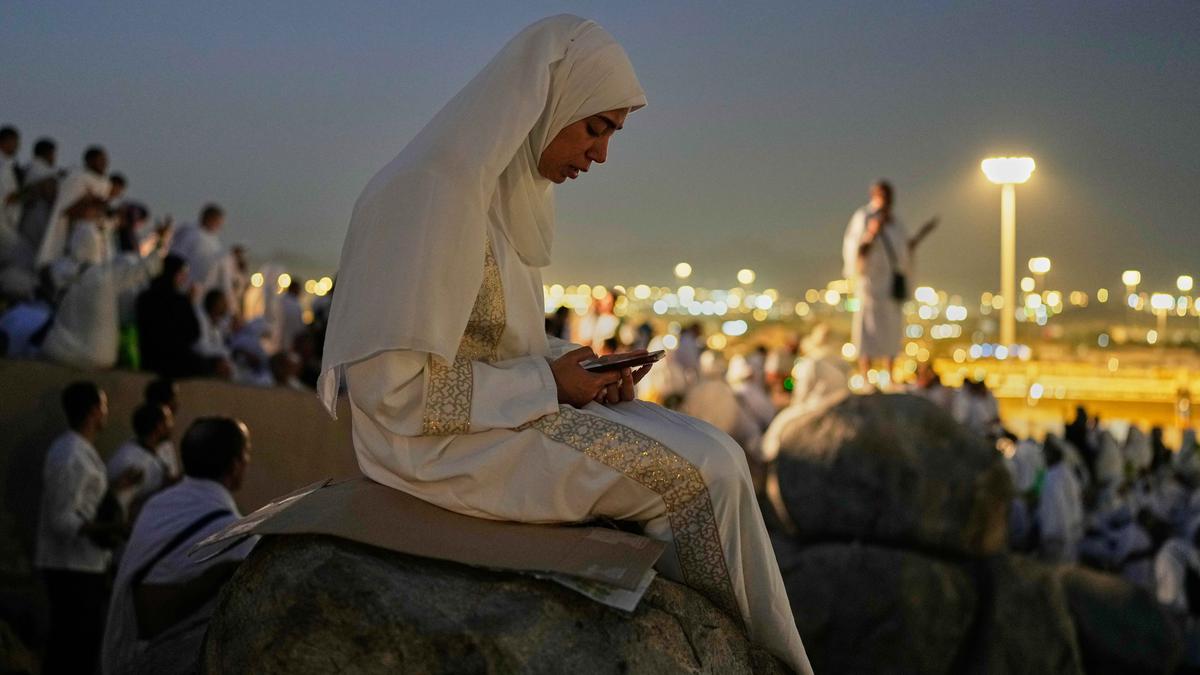 Khidmat dan Penuh Haru, Pelaksanaan Wukuf di Arafah