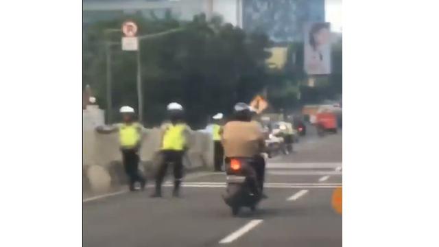 Dikira Bakal Kena Tilang, Pengemudi Motor Dianggap Nge-cheat