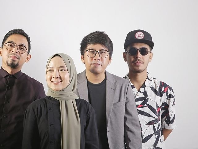 Lirik Lagu Deen Assalam Sabyan Gambus Ragam Bola Com Lirik lagu deen assalam cover nissa sabyan. lirik lagu deen assalam sabyan gambus