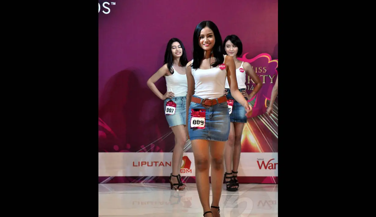 Peseta nomor 009 itu saat penjurian di modelling, Yogyakarta, (31/8/14). (Liputan6.com/Miftahul Hayat)