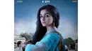 Di balik kesuksesannya di film Raazi, ternyata Alia Bhatt sempat mengalami cedera. Tentu saja hal ini membuat tim produksi menjadi kebingungan, lantaran tak bisa menggunakan peran pengganti. (Foto: instagram.com/aliaabhatt)