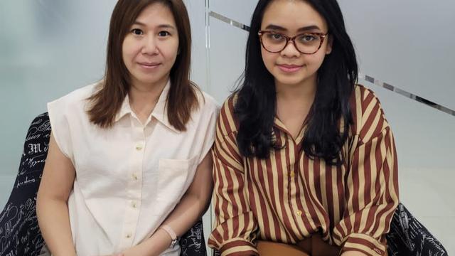 Elisabet dan Ayang Andriana