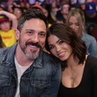 Jenna Dewan bersama kekasih barunya, Steve Kazee. (Instagram/@jennadewan)