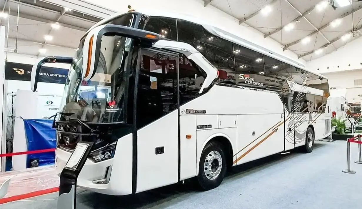 Laksana Legacy SR3 Suites Combi merupakan gabungan antara bangku biasa di bagain depan hingga tengah dan sleeper class pada bagian tengah ke belakang. (Source: Instagram/@ekoyuliantocopyright)