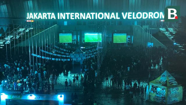 Nonton bersama Timnas Indonesia vs Filipina: MALAMNYA BOLA