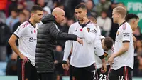 Manajer Manchester United, Erik ten Hag bersama Cristiano Ronaldo. (Geoff Caddick / AFP).