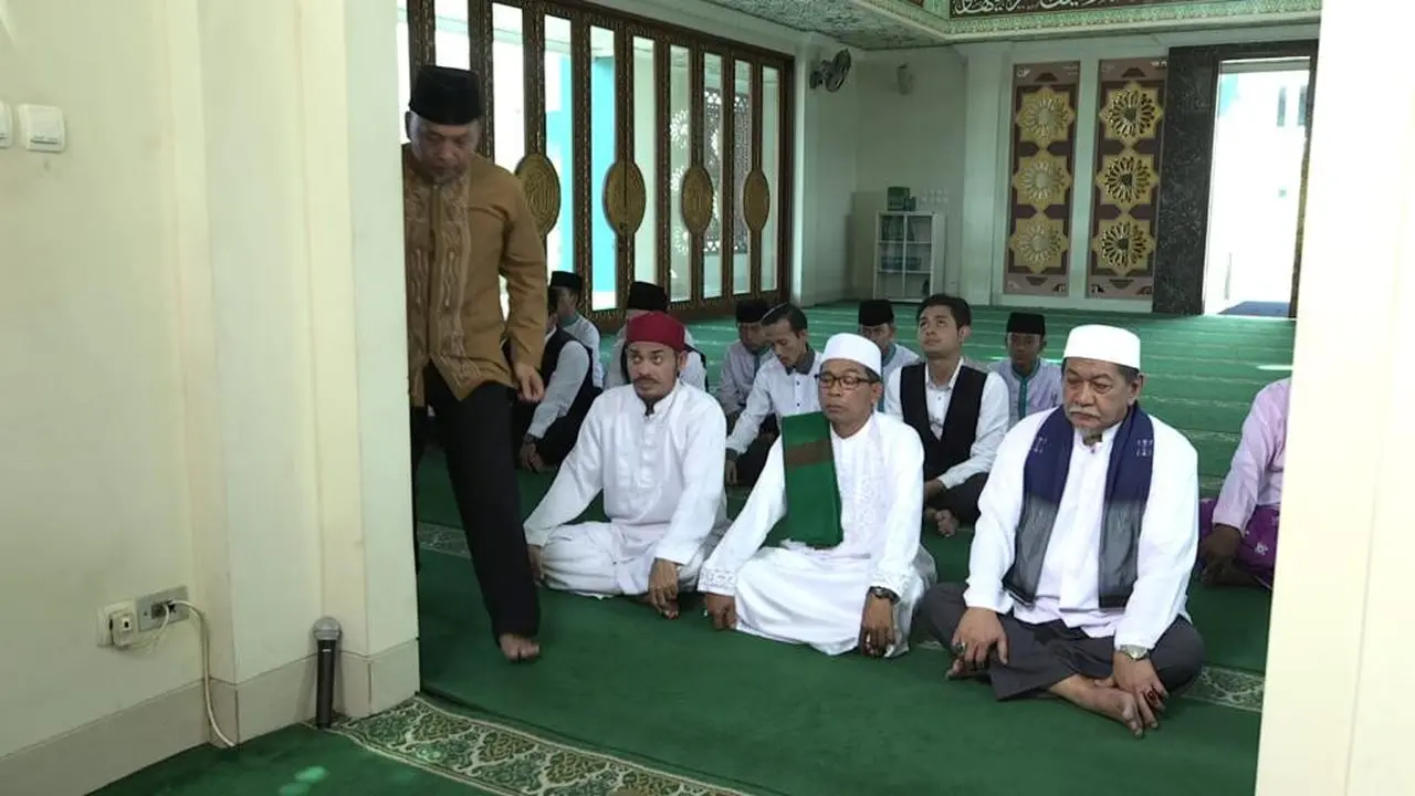 Para Pencari Tuhan Jilid 13
