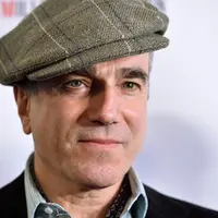 Daniel Day-Lewis, sudah cukup lama berkiprah di dunia perfilman. Beberapa judul film telah dibintanginya seperti Gangs of New York, There Will Be Blood, dan Lincoln. Namun sebentar lagi para penggemar tak bisa lagi menyaksikan Daniel. (AFP/Bintang.com)