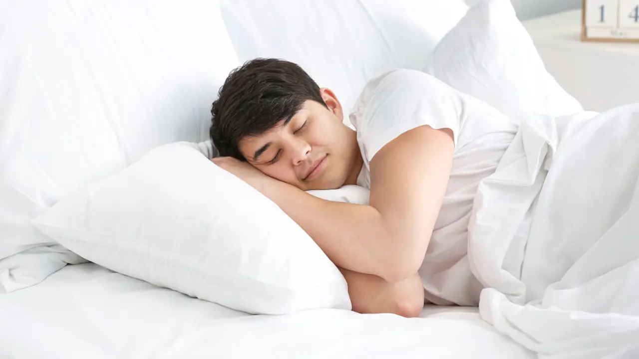 Tidur Menghadap Kiri Ternyata Punya Banyak Manfaat buat Kesehatan, Apa Saja?